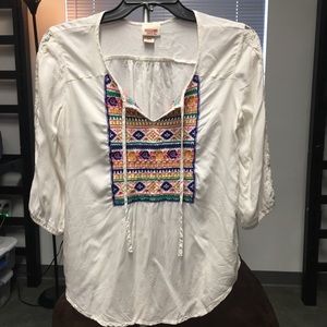 Trendy Mossimo shirt